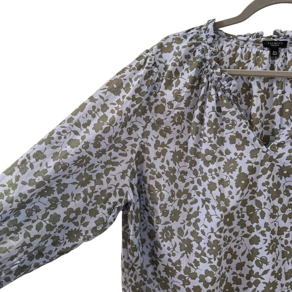 Talbots Ditsy Floral Smocked 100% Cotton Top Blue Green Size 3X - Picture 5 of 9